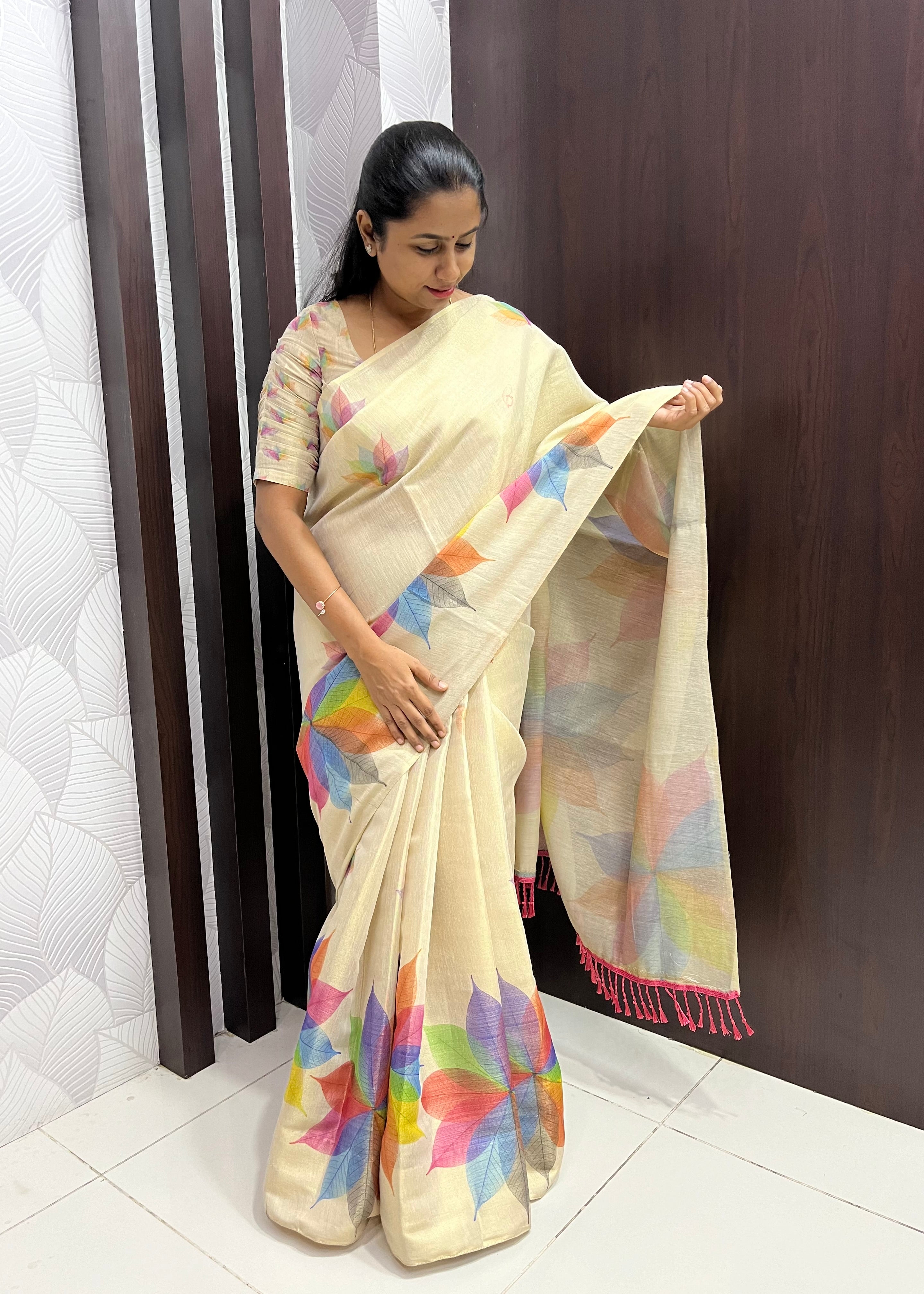 Soft & Lightweight Tissue Cotton Saree with Fancy Digital Prints ZF004